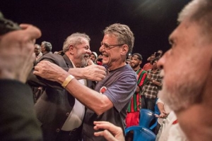 Chico Buarque e dezenas de outros artistas e intelectuais mobilizados contra o golpe