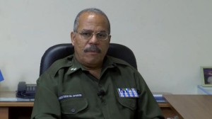Tenente-coronel Francisco Estrada Portales, chefe da seção de Investigação Criminal, do Ministério do Interior.